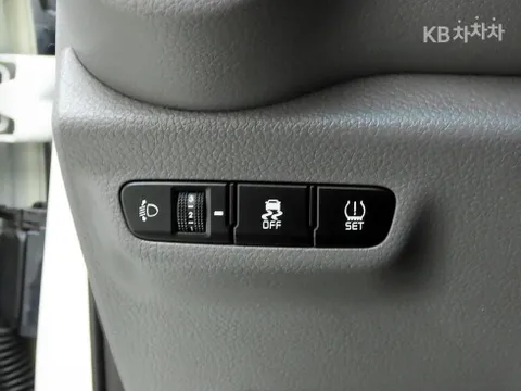 Kia Deluxe
