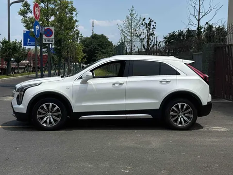 Cadillac XT4