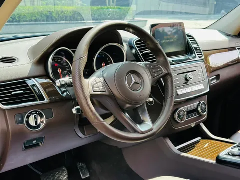 Mercedes-Benz Mercedes-Benz GLS