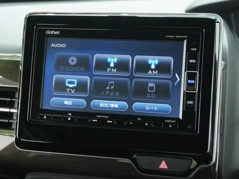 Honda N-BOX Custom