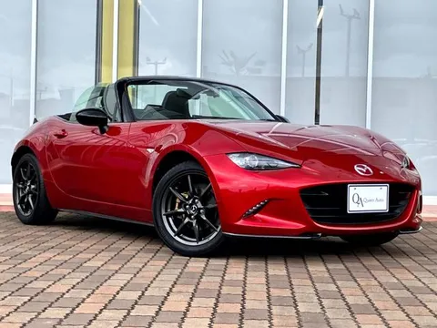 Mazda MX-5 (Roadster)