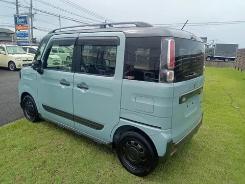 Suzuki Spacia Gear