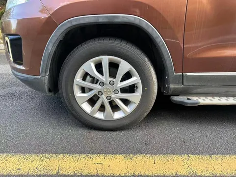 BAIC Senova X35