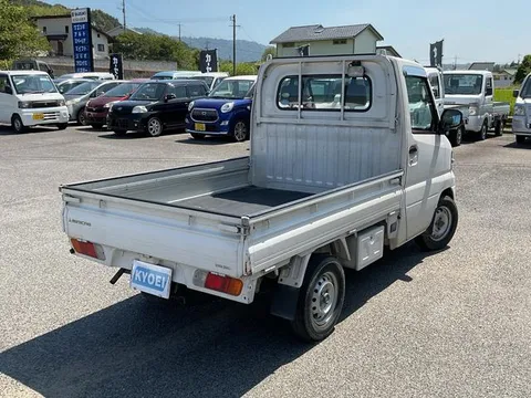 Mitsubishi Minicab Truck