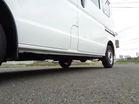 Mitsubishi Minicab Van