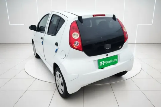 BYD F0