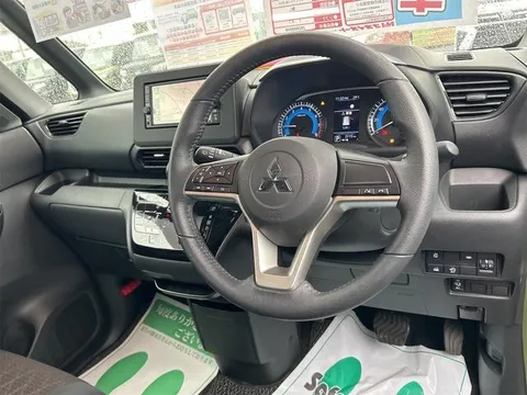 Mitsubishi eK X Space