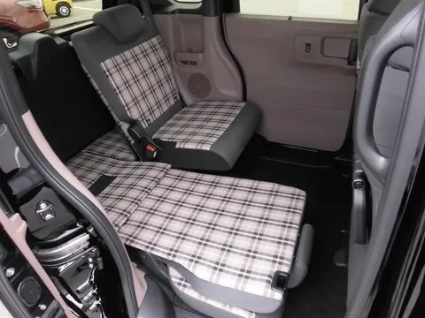 Honda N-BOX Joy
