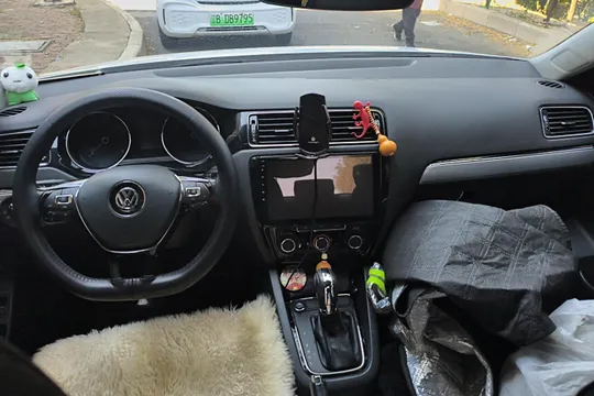 Volkswagen Sagitar