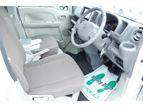 Nissan Clipper