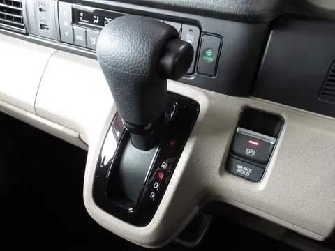 Honda N-BOX Joy