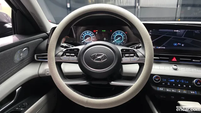Hyundai Elantra (Avante)