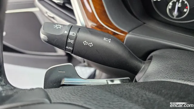 Genesis G90 (EQ900)