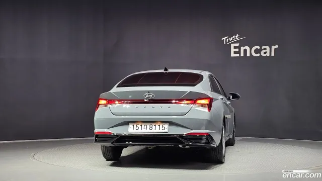 Hyundai Elantra (Avante)