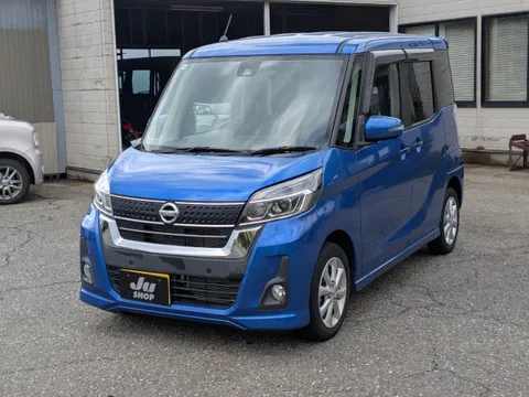 Nissan Dayz Roox
