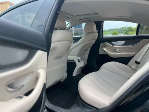 Mercedes-Benz Mercedes-Benz CLS