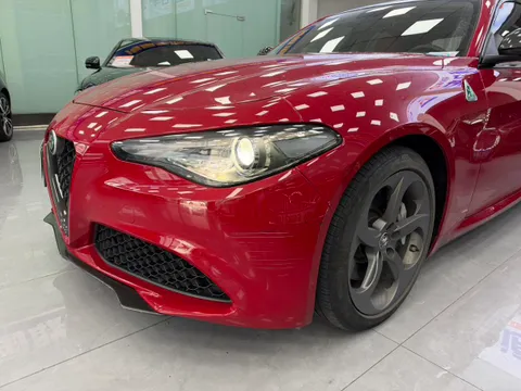 Alfa Romeo Giulia