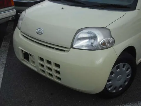 Daihatsu Esse