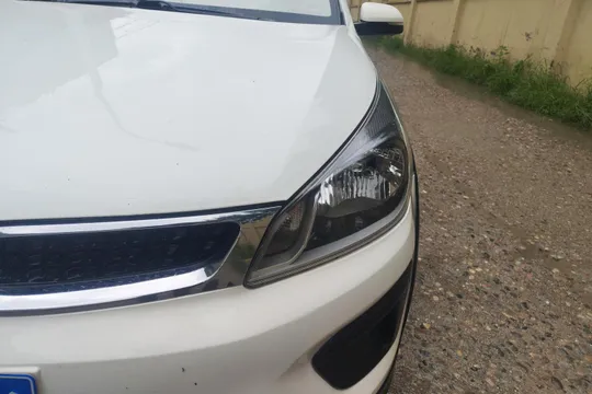 Kia KX