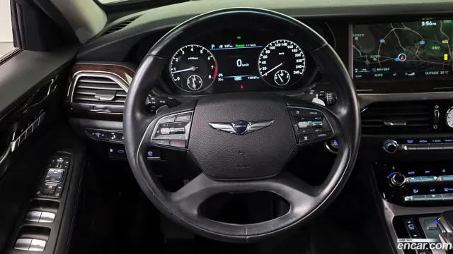 Genesis G90 (EQ900)