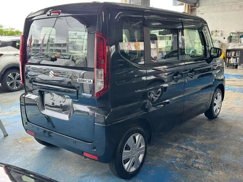 Suzuki Spacia