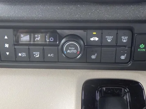 Honda N-BOX Joy