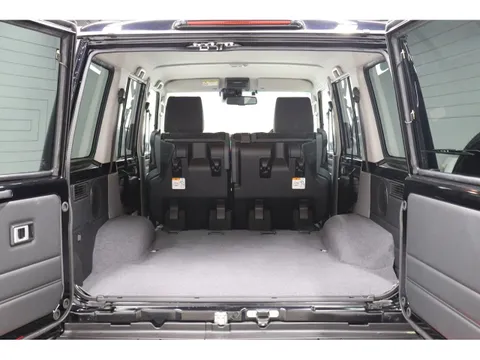 Toyota Land Cruiser 70