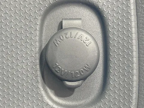 Mazda Flair Crossover
