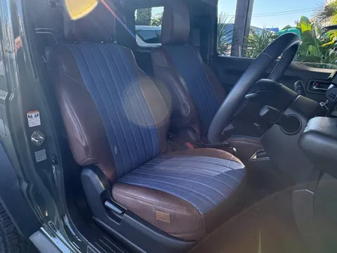 Suzuki Jimny Sierra