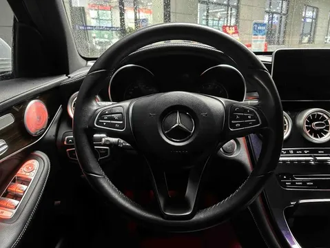 Mercedes-Benz Mercedes-Benz GLC