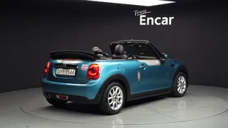 MINI Cooper Convertible