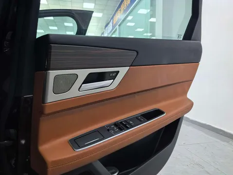 Jaguar XFL