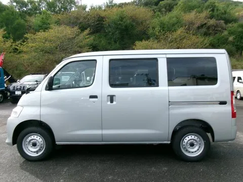 Toyota TownAce Van