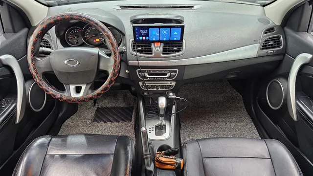 Renault SM3