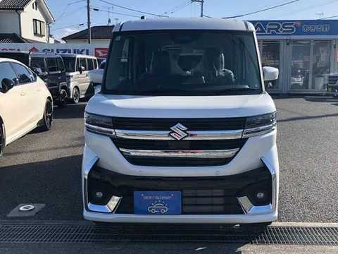 Suzuki Spacia Custom