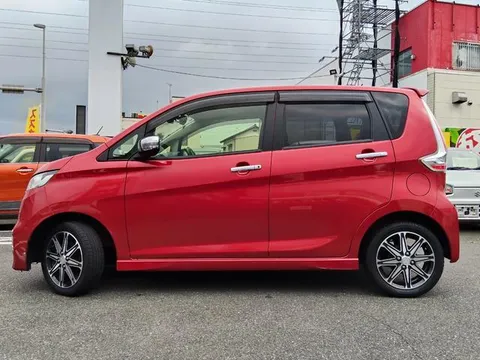 Mitsubishi eK Custom
