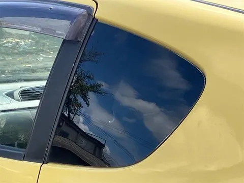 Subaru R1