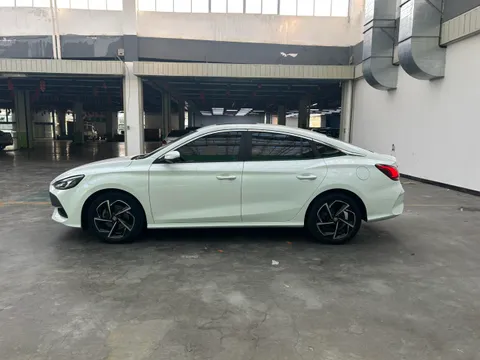 MG MG5
