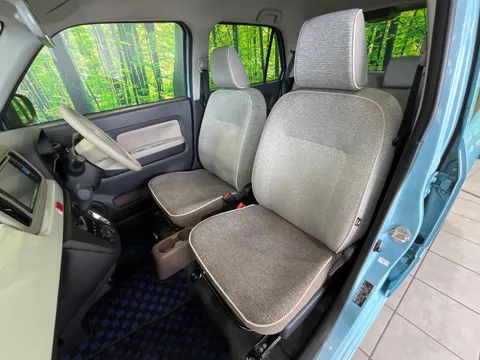 Daihatsu Mira Tocot