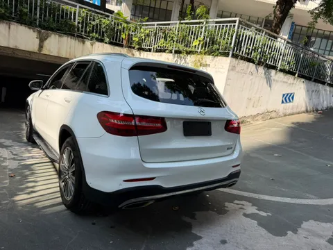 Mercedes-Benz Mercedes-Benz GLC