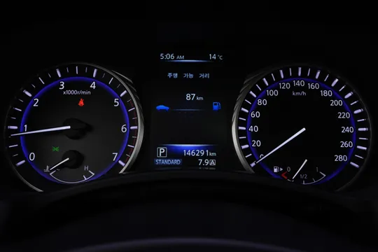 Infiniti Q50