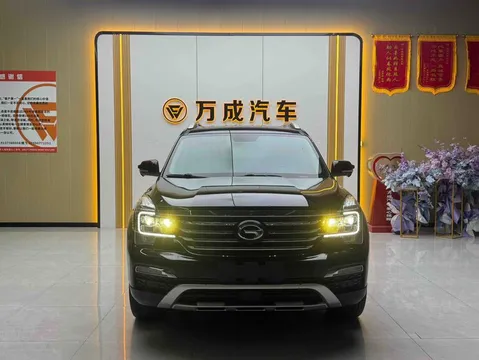 Gac GS8