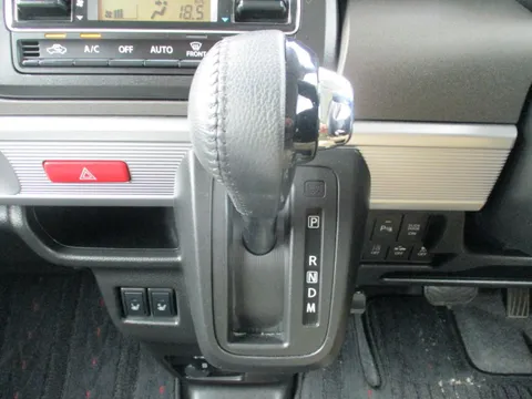 Suzuki Spacia Gear