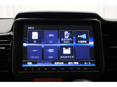 Honda N-BOX Custom