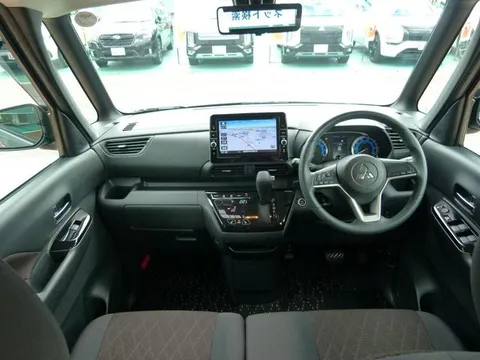 Mitsubishi eK X Space