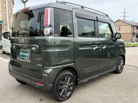 Suzuki Spacia Gear