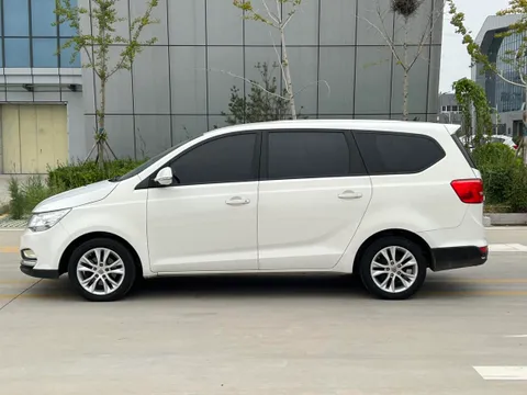Baojun 730