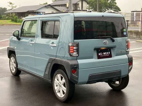 Daihatsu Taft