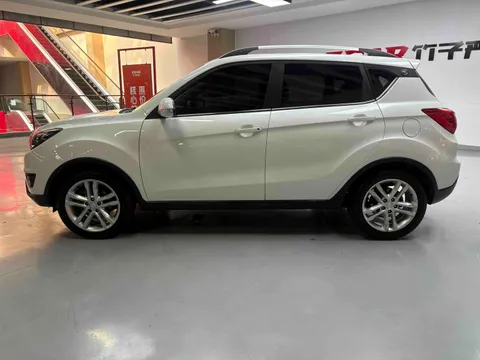 Changan CS35