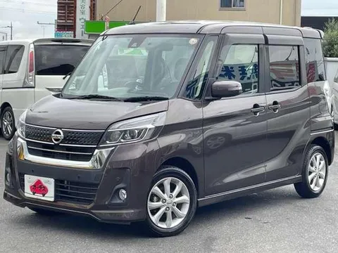 Nissan Dayz Roox